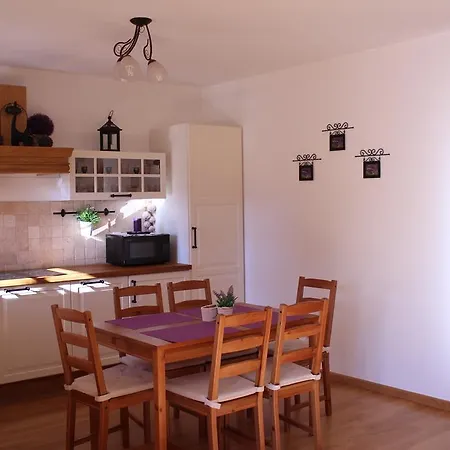 Apartment Rysulowka 180 *